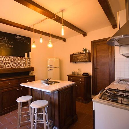 Appartamento Le Scalette Неми Экстерьер фото